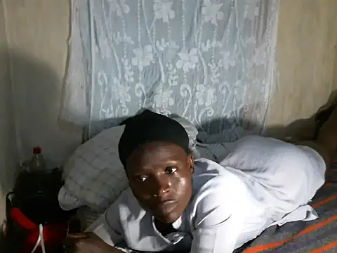 cute-shamza online show from 17, 12, 2025