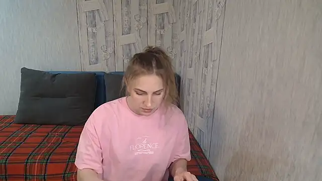 Pilly green  online show from 24, 4, 2026