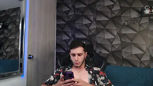 Latino stud4u online show from 3, 11, 2025