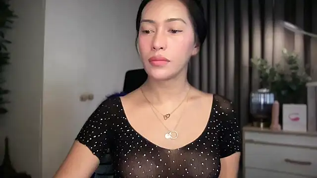 Snapshot of Jasmine_Elcock chatting on 22, 5, 2026 Jasmine Elcock online show from 22, 5, 2026