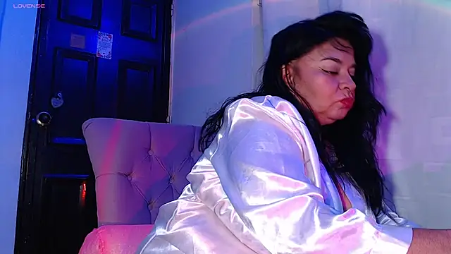 karlablue  online show from 1, 10, 2025