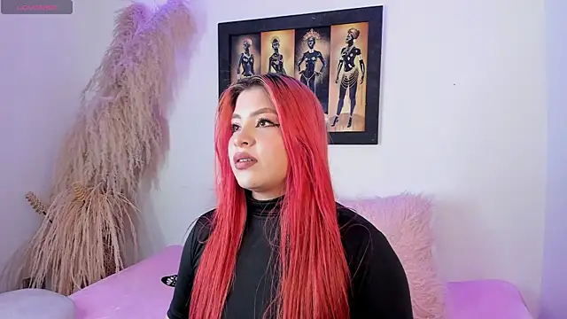 Snapshot of SophieRossi chatting on 6, 2, 2025 SophieRossi online show from 6, 2, 2025