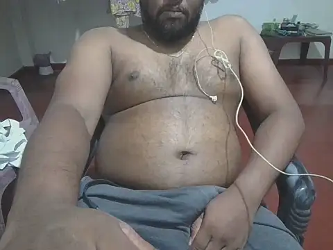 Snapshot of rmshm chatting on 4, 10, 2025 rmshm online show from 4, 10, 2025