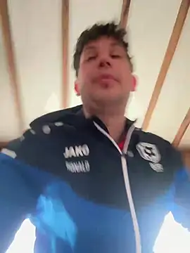 Taxidriver1988 online show from 31, 1, 2025