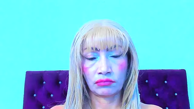 Snapshot of almabeckelt chatting on 29, 9, 2025 almabeckelt online show from 29, 9, 2025
