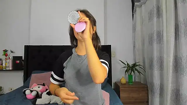 AndreaStivens online show from 25, 9, 2025