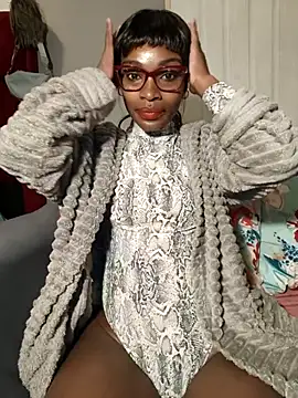 Snapshot of HoneyDropsX chatting on 10, 7, 2026 HoneyDropsX online show from 10, 7, 2026