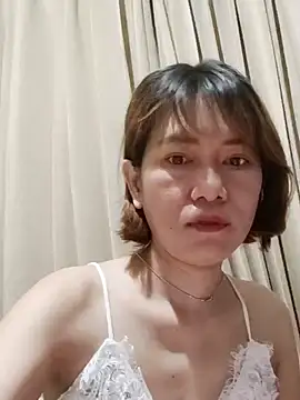 Little suzy5 online show from 6, 12, 2024