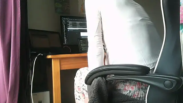 Sandra Potiche online show from 13, 3, 2026