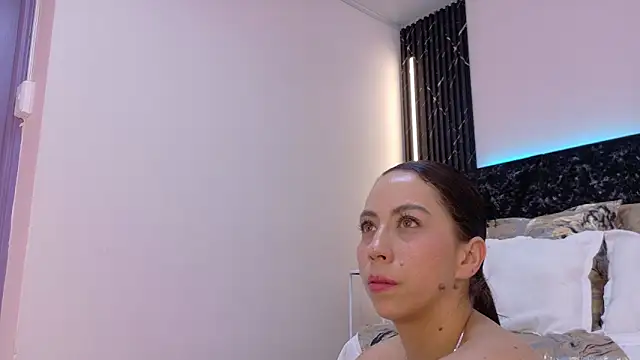 Snapshot of niky_smit chatting on 24, 1, 2025 niky smit online show from 24, 1, 2025