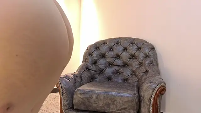 Snapshot of niky_smit chatting on 21, 12, 2025 niky smit online show from 21, 12, 2025