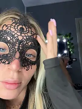 Alba bianca online show from 2, 1, 2025