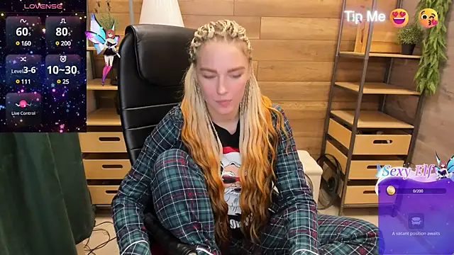  fiona Love online show from 3, 12, 2024