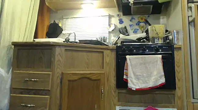 sexyinpantyhose online show from 16, 3, 2025