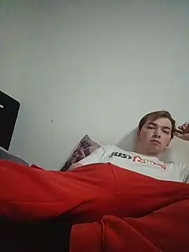 BigJuicy18cm online show from 15, 12, 2025