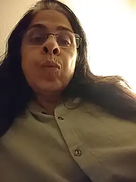 Susannemilf online show from 28, 11, 2025