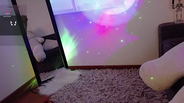 Snapshot of Lia_Tinez chatting on 11, 10, 2025 Lia Tinez online show from 11, 10, 2025