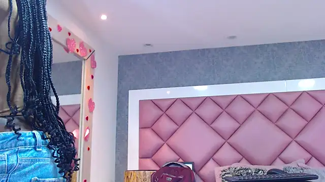 DanielaDuff online show from 24, 3, 2026