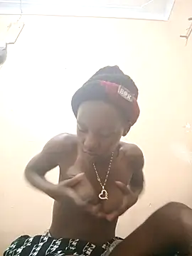 Petite li online show from 21, 11, 2025