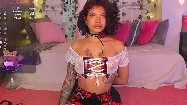 athena samael69 online show from 10, 1, 2025