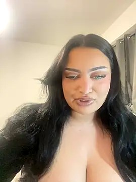 Snapshot of EmiliaPetrova chatting on 18, 10, 2025 EmiliaPetrova online show from 18, 10, 2025