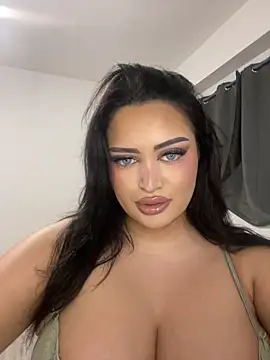 EmiliaPetrova online show from 13, 11, 2025