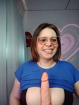 Snapshot of lorenitabella chatting on 20, 6, 2026 lorenitabella online show from 20, 6, 2026