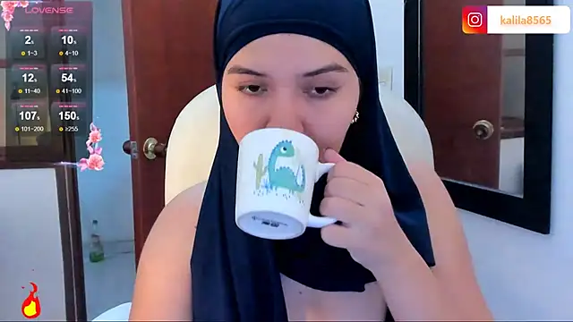 MatchedEyebrow online show from 29, 9, 2025