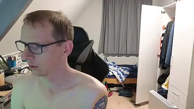 Snapshot of sexmenlion chatting on 21, 3, 2025 sexmenlion online show from 21, 3, 2025