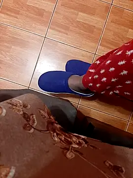 feet toes online show from 24, 11, 2025