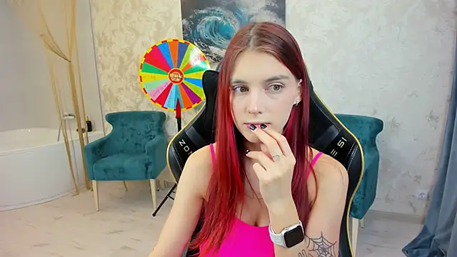 Snapshot of RedLipse chatting on 14, 12, 2025 RedLipse online show from 14, 12, 2025