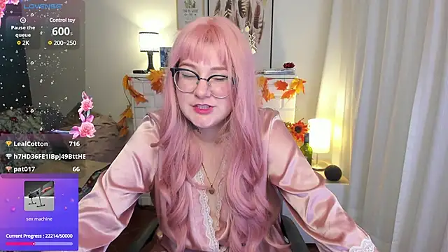 Snapshot of HunnyyLove chatting on 7, 2, 2025 HunnyyLove online show from 7, 2, 2025