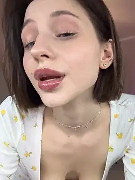 Camilla Railian online show from 20, 12, 2024