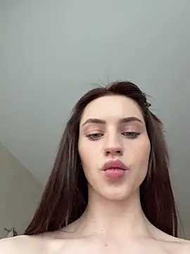 Snapshot of Camilla_Railian chatting on 2, 7, 2026 Camilla Railian online show from 2, 7, 2026