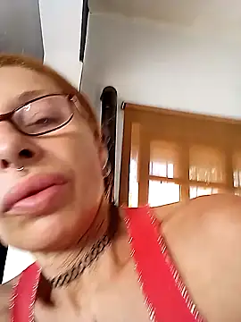 Snapshot of FrozenWaffle chatting on 17, 2, 2025 FrozenWaffle online show from 17, 2, 2025