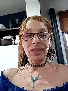 Snapshot of FrozenWaffle chatting on 25, 2, 2025 FrozenWaffle online show from 25, 2, 2025