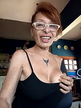 Snapshot of FrozenWaffle chatting on 2, 2, 2026 FrozenWaffle online show from 2, 2, 2026