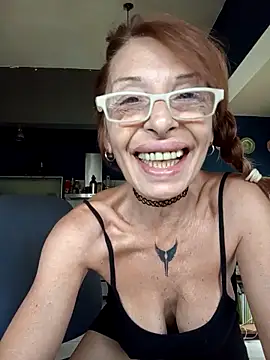 Snapshot of FrozenWaffle chatting on 5, 2, 2026 FrozenWaffle online show from 5, 2, 2026