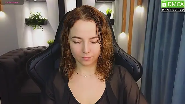 Snapshot of Mira_Mermayd chatting on 22, 2, 2025 Mira Mermayd online show from 22, 2, 2025