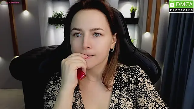 Snapshot of Mira_Mermayd chatting on 6, 3, 2025 Mira Mermayd online show from 6, 3, 2025