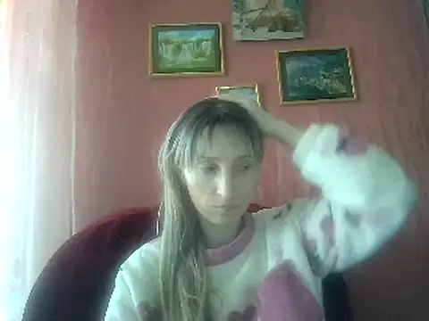 Snapshot of Biddy_Alana chatting on 2, 2, 2025 Biddy Alana online show from 2, 2, 2025