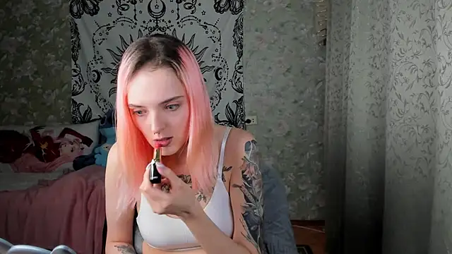 Cutie Adelia online show from 10, 2, 2025