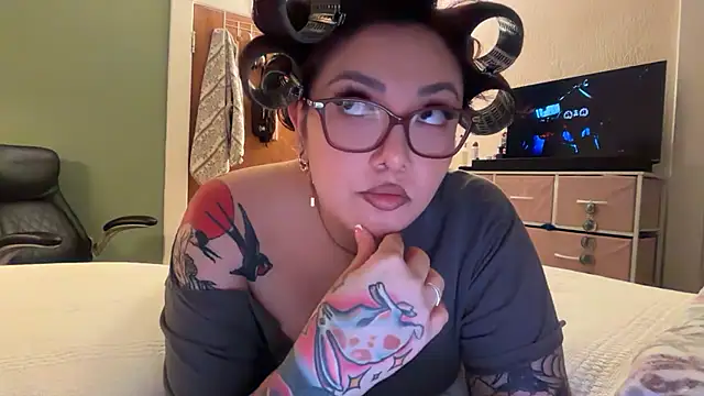 nativepumpkin95 online show from 22, 4, 2026