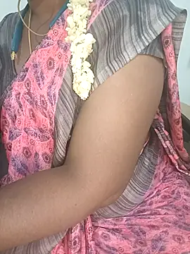 Snapshot of Tamil-hotwife chatting on 7, 7, 2026 Tamil-hotwife online show from 7, 7, 2026