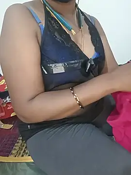 Snapshot of Tamil-hotwife chatting on 13, 7, 2026 Tamil-hotwife online show from 13, 7, 2026