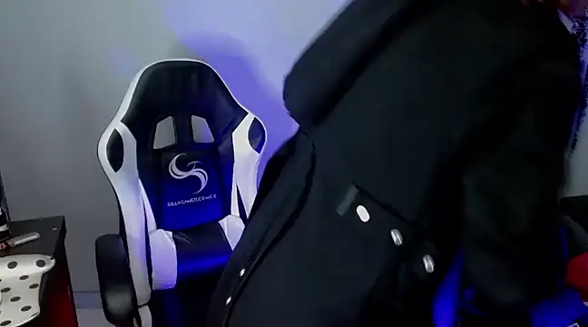 Snapshot of Ardat_Lili69 chatting on 30, 12, 2024 Ardat Lili69 online show from 30, 12, 2024