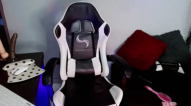 Snapshot of Ardat_Lili69 chatting on 9, 1, 2025 Ardat Lili69 online show from 9, 1, 2025