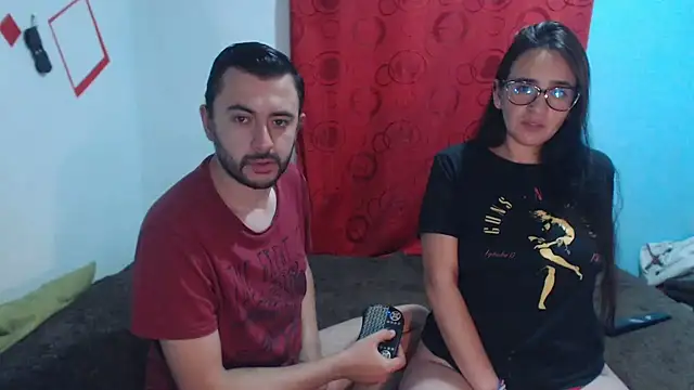 Snapshot of party2col chatting on 21, 12, 2024 party2col online show from 21, 12, 2024