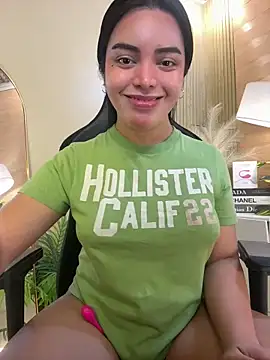 HotstuffCherrySummer online show from 13, 2, 2025