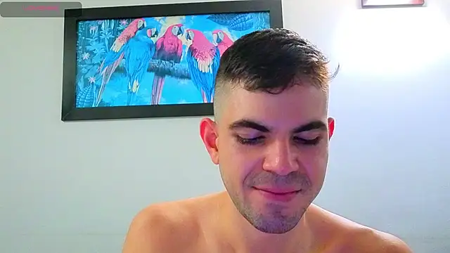 Snapshot of Matiashorney chatting on 28, 10, 2025 Matiashorney online show from 28, 10, 2025